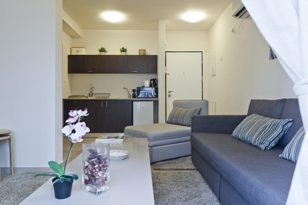 Tlv Suites By The Sea - 2 Rooms Tel-Aviv Kültér fotó